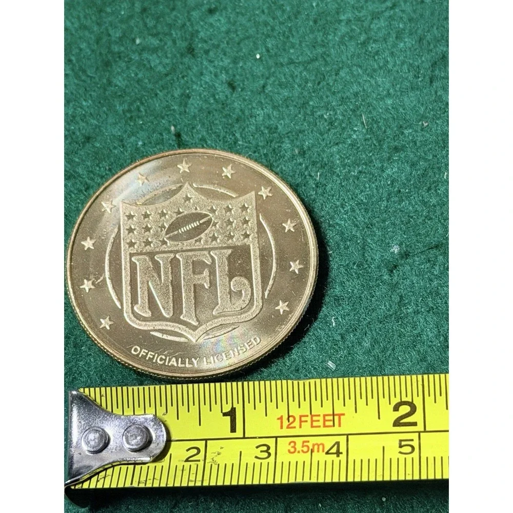 NFL Pro Football‎ Hall of Fame Canton Ohio Gold Tone Coin Token Official